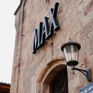 Eingang Max