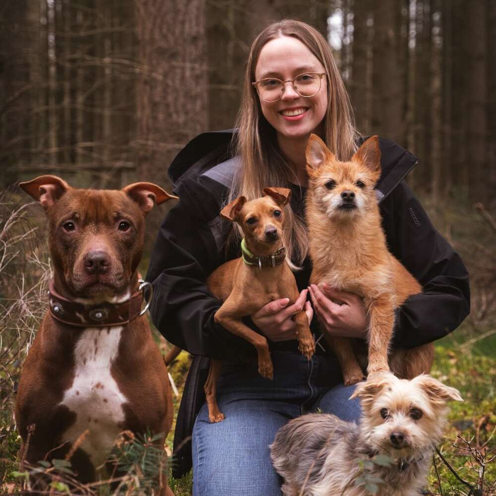 Gassigeher Julia Bubenhagen mit Hunde